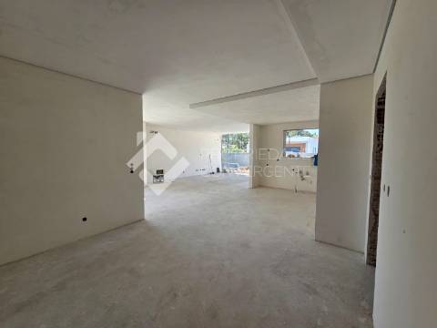 Moradia Isolada T4 no Pinhal do General - Fernão Ferro