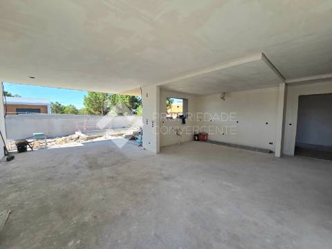 Moradia Isolada T4 no Pinhal do General - Fernão Ferro