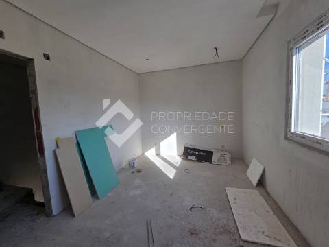 Moradia T3 - Pinhal do General, Fernão Ferro