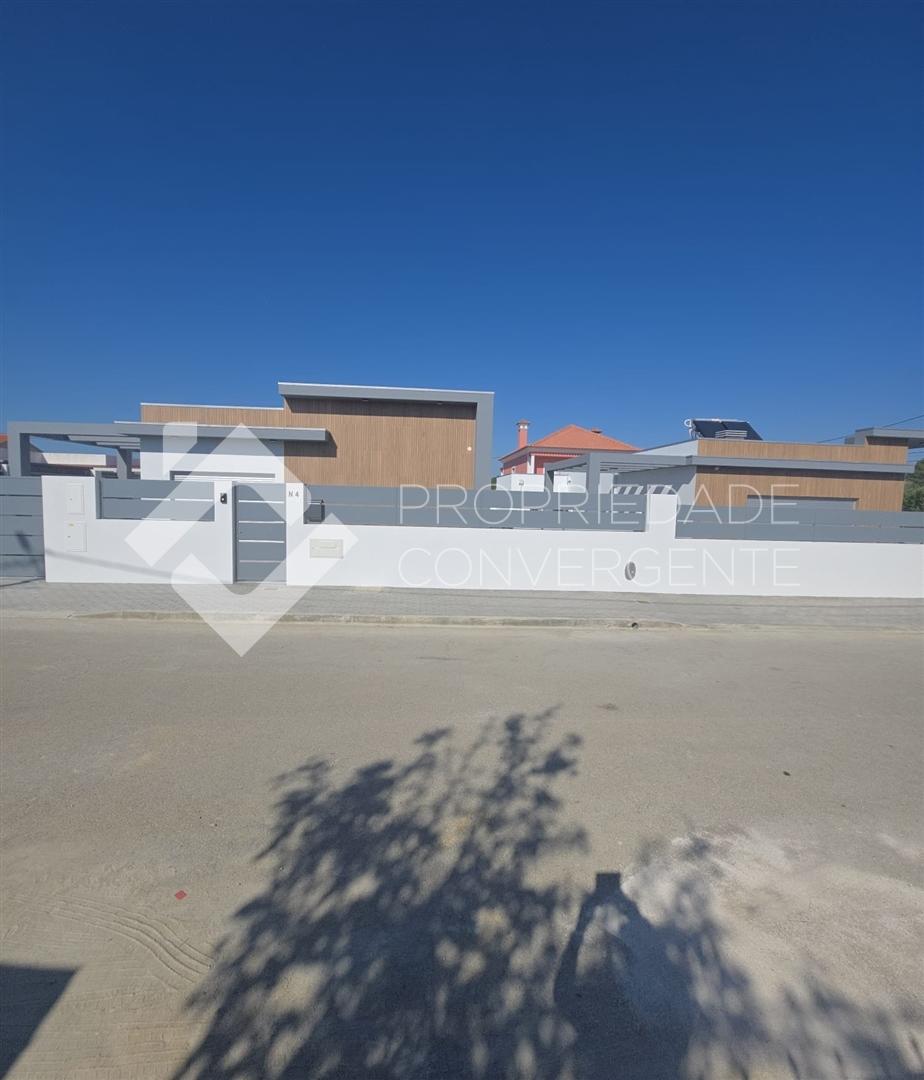 Moradia Isolada T3 - Pinhal do General, Fernão Ferro