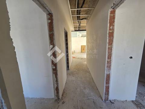 Moradia Isolada T3 com piscina - Azeitão