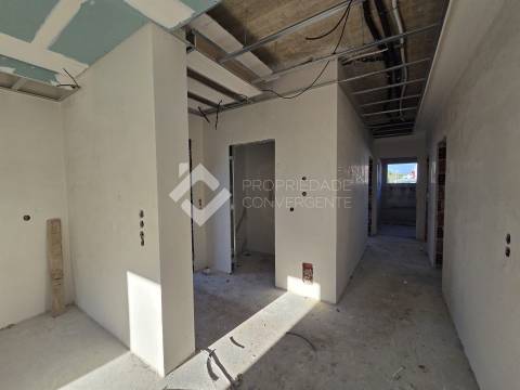 Moradia Isolada T3 com piscina - Azeitão