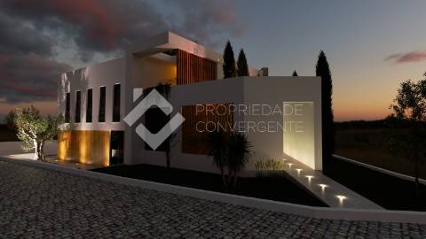 Moradia Isolada T4 com piscina - Azeitão