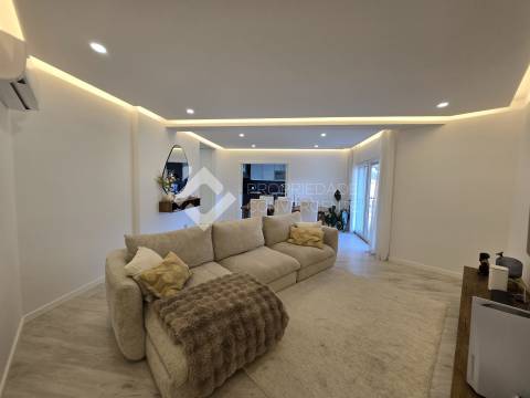 Apartamento T2 - Seixal