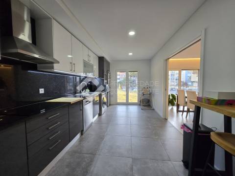 Apartamento T2 - Seixal