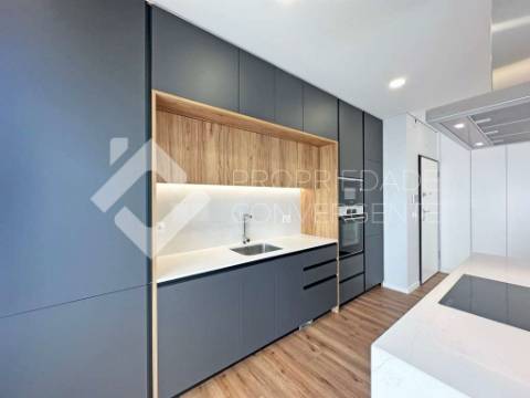 Moradia Isolada T3 - Pinhal do General, Fernão Ferro