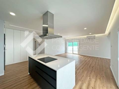 Moradia Isolada T3 - Pinhal do General, Fernão Ferro