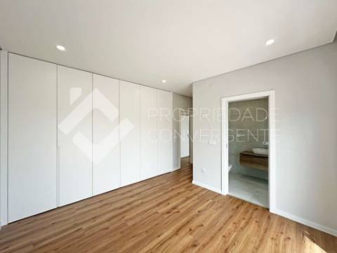 Moradia Isolada T3 - Pinhal do General, Fernão Ferro