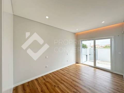 Moradia Isolada T3 - Pinhal do General, Fernão Ferro