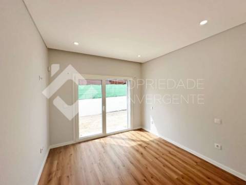 Moradia Isolada T3 - Pinhal do General, Fernão Ferro