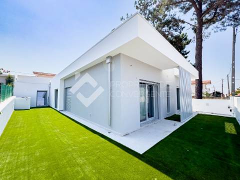 Moradia Isolada T3 - Pinhal do General, Fernão Ferro