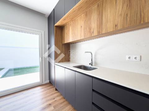 Moradia Isolada T3 - Pinhal do General, Fernão Ferro