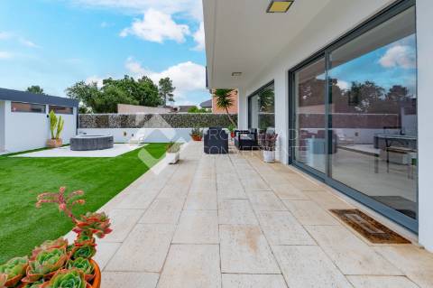 Moradia T4 isolada - Quinta da Marquesa, Palmela