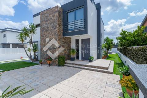 Moradia T4 isolada - Quinta da Marquesa, Palmela