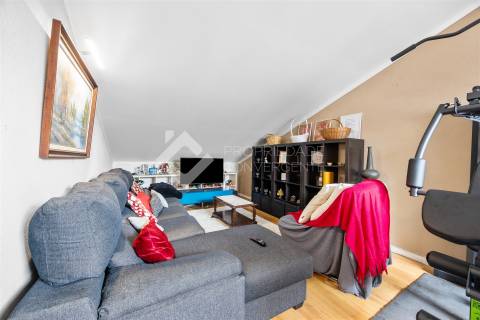 Moradia Isolada T4 com piscina - Azeitão