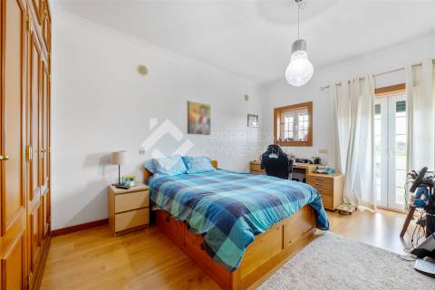 Moradia Isolada T4 com piscina - Azeitão