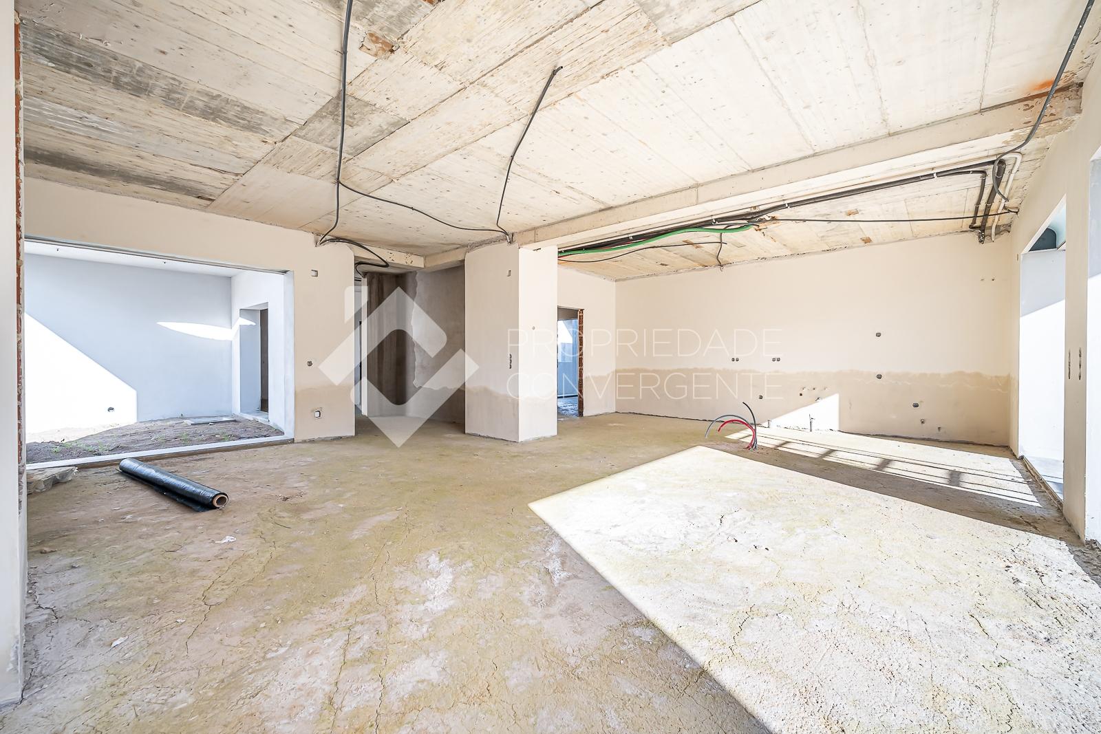 Moradia Isolada T4 com piscina - Azeitão