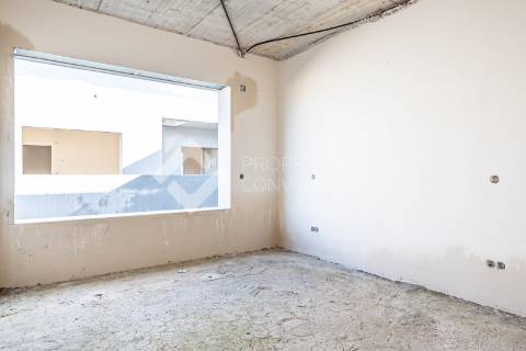 Moradia Isolada T4 com piscina - Azeitão