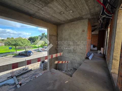 Moradia Isolada T5 com piscina - Azeitão