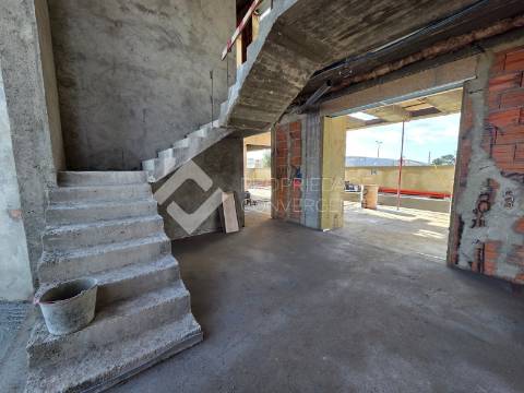 Moradia Isolada T5 com piscina - Azeitão