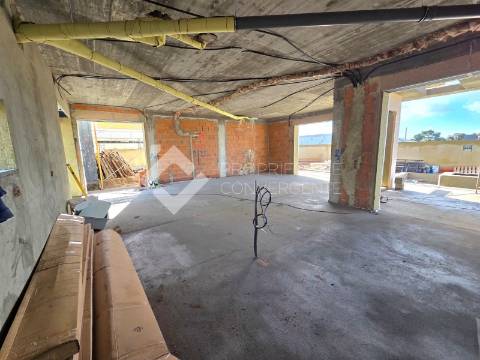 Moradia Isolada T5 com piscina - Azeitão