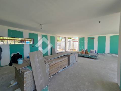 Moradia Isolada T5 com piscina - Azeitão