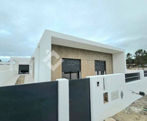 Moradia Isolada T4 no Pinhal do General - Fernão Ferro