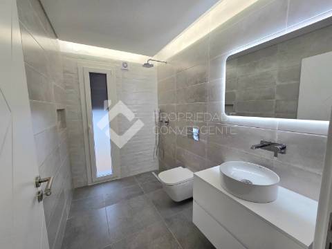 Moradia Isolada T4 no Pinhal do General - Fernão Ferro