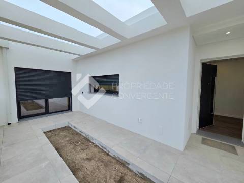 Moradia Isolada T4 no Pinhal do General - Fernão Ferro