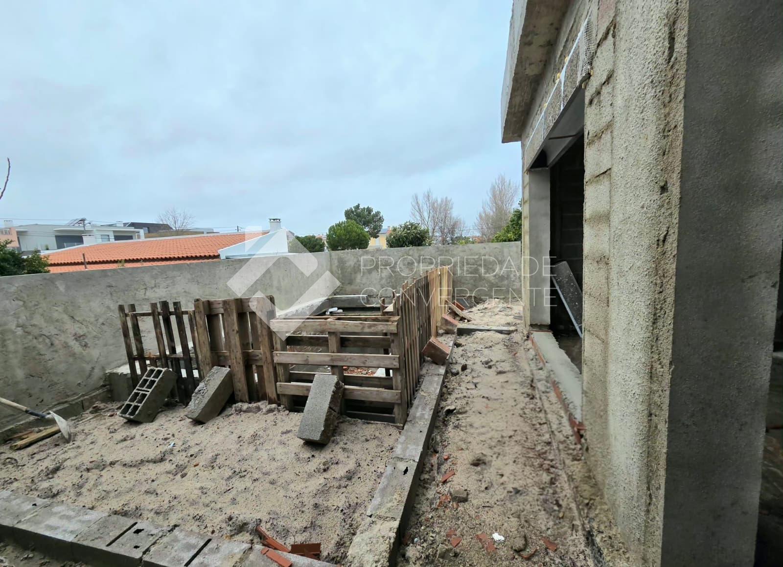 Moradia Isolada T4 - Fernão Ferro