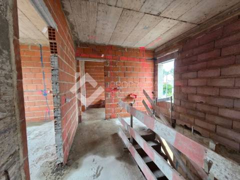 Moradia Isolada T4 - Fernão Ferro