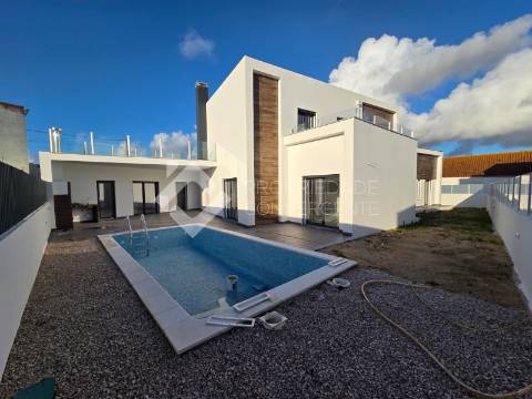 Moradia Isolada T5 Venda em Azeitão (São Lourenço e São Simão),Setúbal