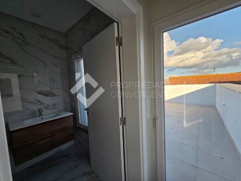 Moradia Isolada T5 Venda em Azeitão (São Lourenço e São Simão),Setúbal