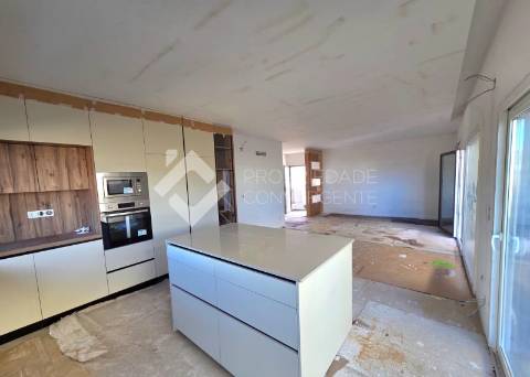 Moradia térrea T4 isolada - Palmela