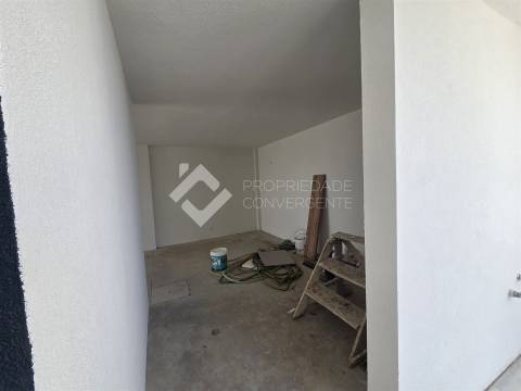 Moradia térrea T4 isolada - Palmela