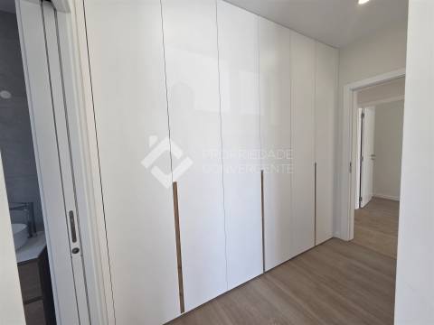 Moradia térrea T4 isolada - Palmela