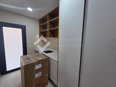 Moradia Isolada T3 com piscina - Azeitão