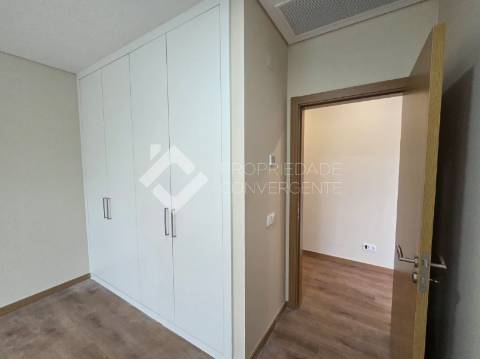 Moradia Isolada T3 com piscina - Azeitão