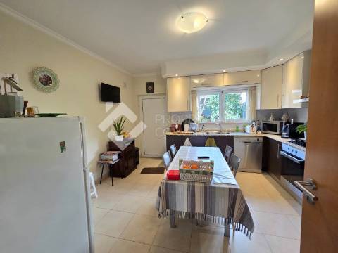 Moradia Geminada Triplex T3 - Quinta do Conde