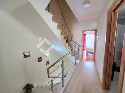 Moradia Geminada Triplex T3 - Quinta do Conde