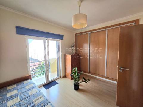 Moradia Geminada Triplex T3 - Quinta do Conde