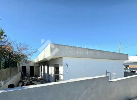 Moradia T3 - Pinhal do General, Fernão Ferro