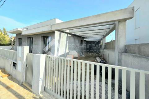 Moradia Isolada T4 no Pinhal do General - Fernão Ferro