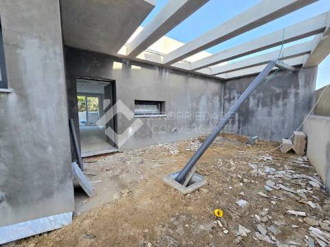 Moradia Isolada T4 no Pinhal do General - Fernão Ferro