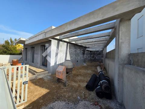 Moradia Isolada T4 no Pinhal do General - Fernão Ferro