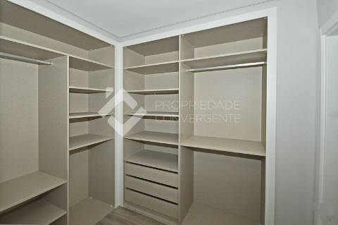 Moradia Geminada T4 - Fernão Ferro