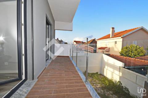 Moradia Geminada T4 - Fernão Ferro