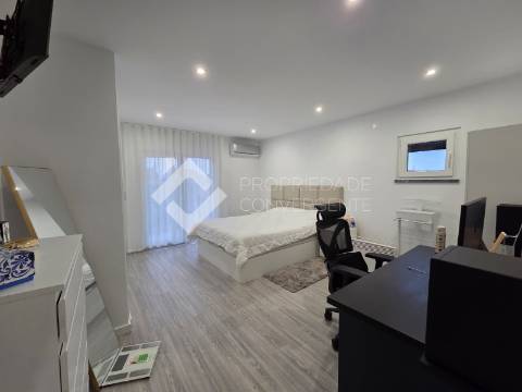 Moradia Geminada T3 - Fernão Ferro