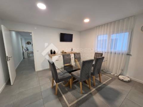 Moradia Geminada T3 - Fernão Ferro