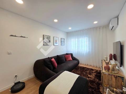 Apartamento T2 - Loures